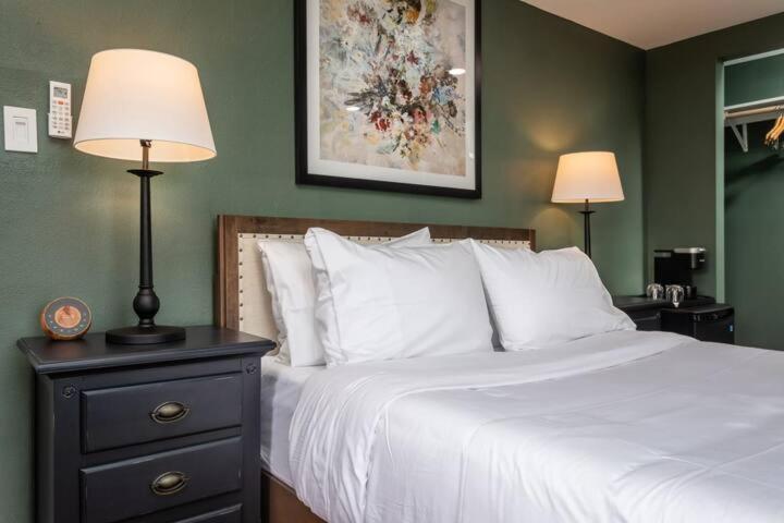 The Legacy Inn Luray Zewnętrze zdjęcie
